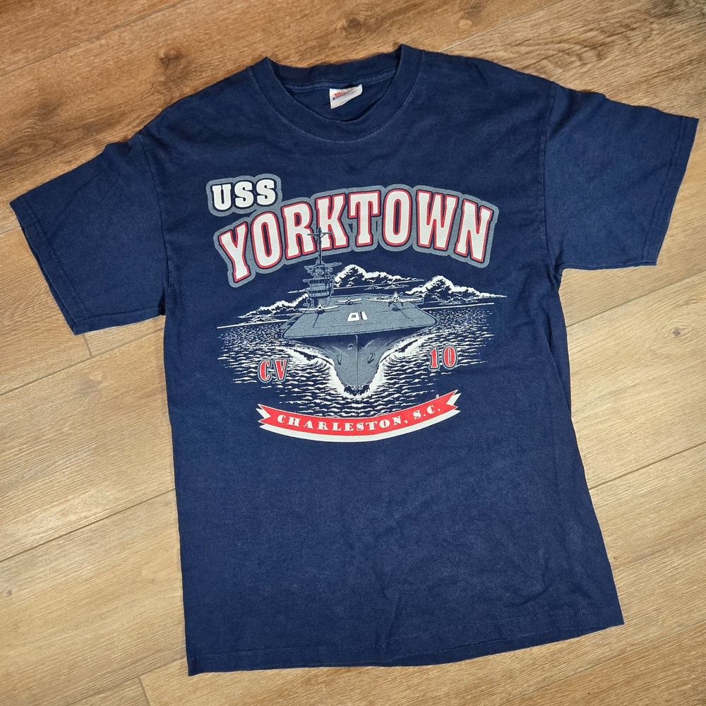 Vintage USS Yorktown CV10 T-Shirt Adult M Navy Blue Y2K Military Ship Graphic